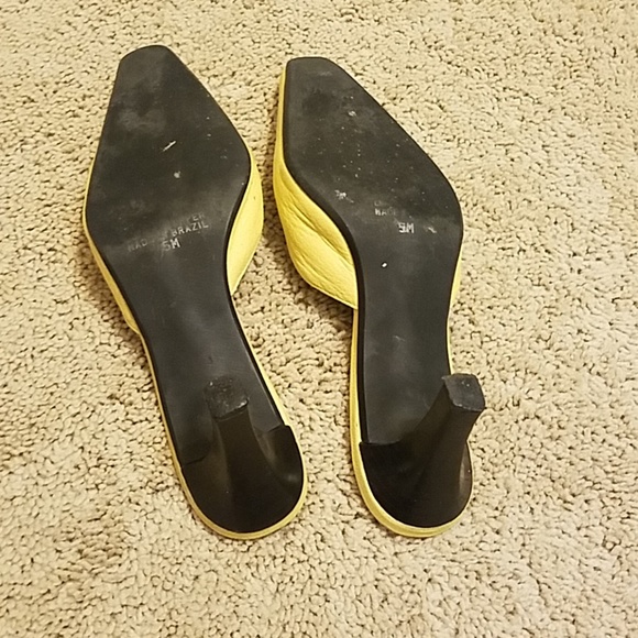 Yellow slip on mules - Picture 2 of 4